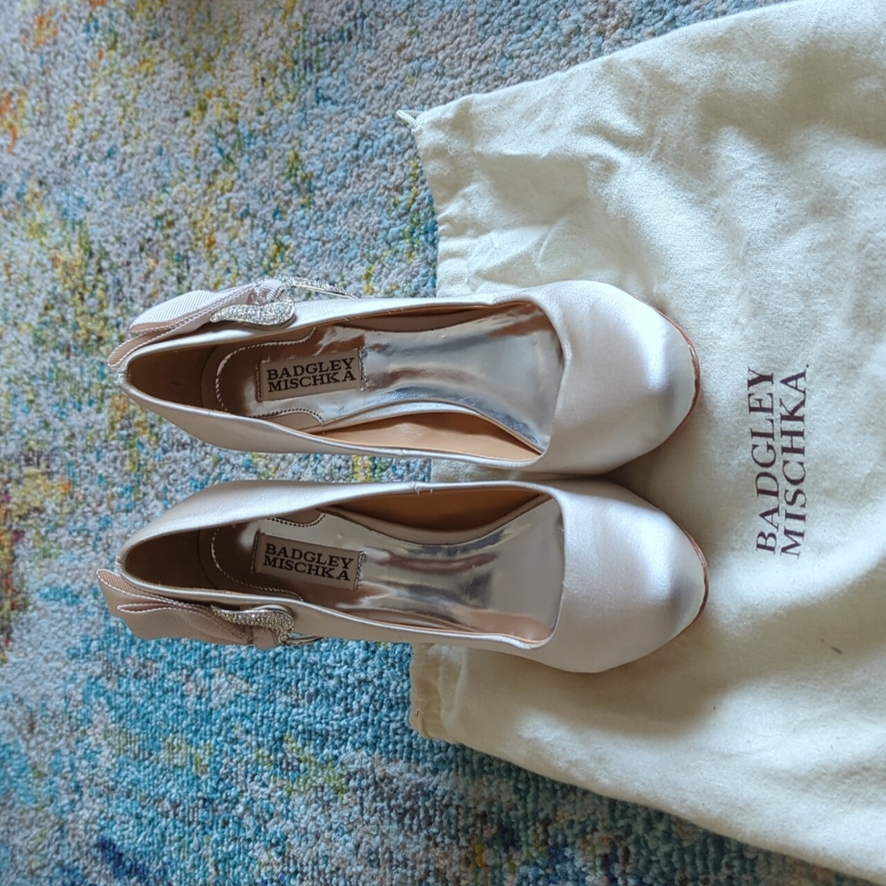 Badgley Mischka Ivory Satin Pumps With Rhinestone Accent - Wedding Shoes